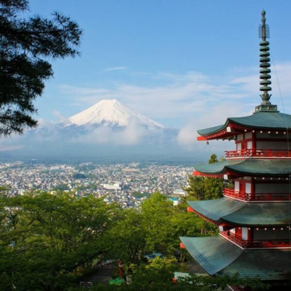 Japan client sentiment plunges in March as US-Iran battle weighs