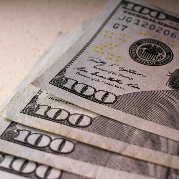 Stablecoin Hype Overblown? Moody’s Says Banks Aren’t In Danger