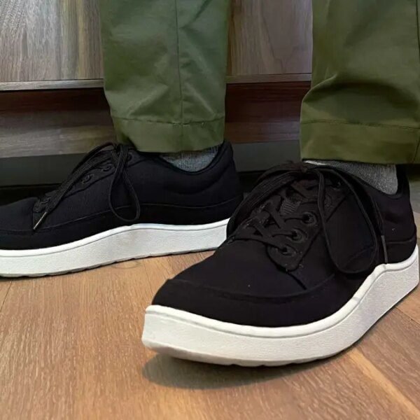 After sale of its shoe enterprise, Allbirds pivots to AI