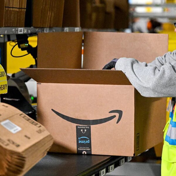 Amazon job textual content rip-off purple flags it’s essential know