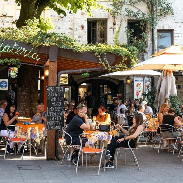 How consultants say it is best to tip in standard trip spots&hellip;