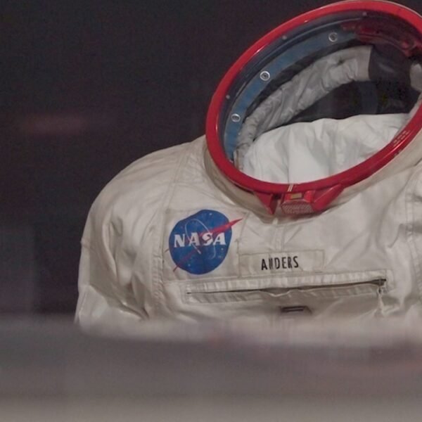 Artemis II crew scheduled to splashdown off San Diego coast on Friday…