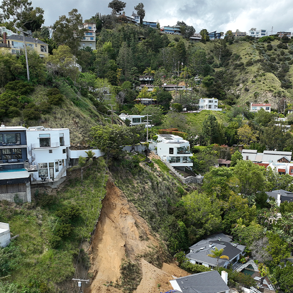 Hollywood Hills girl strangled in LA dwelling invasion housebreaking spree