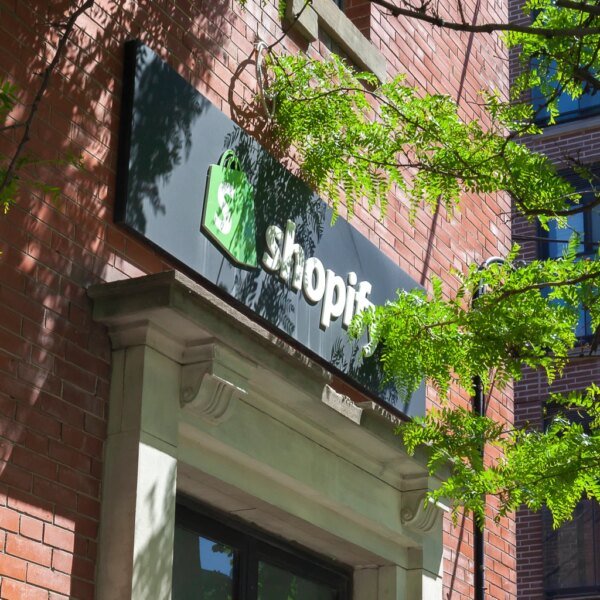 Shopify Preview: Expensive, But Not Overhyped Ahead Of Q1