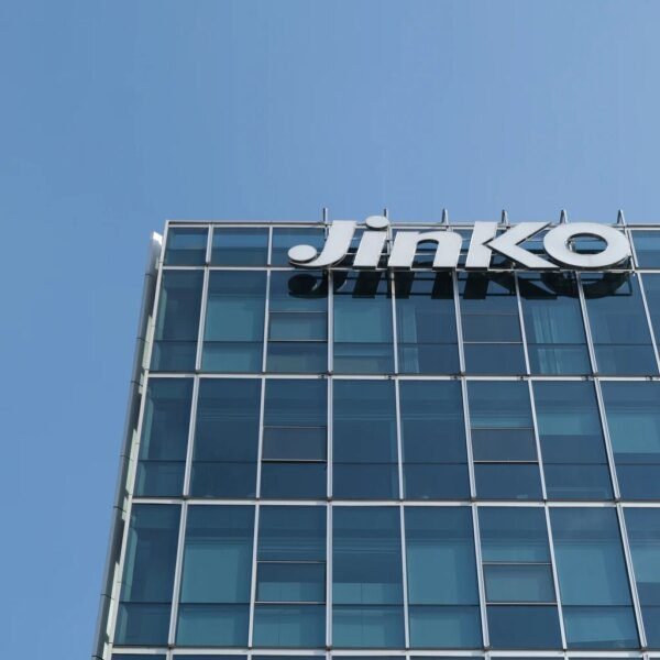 JinkoSolar: Post-Earnings Weakness, Same Old Risks