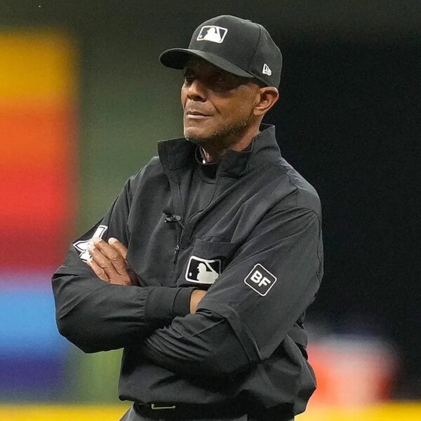 MLB umpire CB Bucknor ridiculed for dangerous name