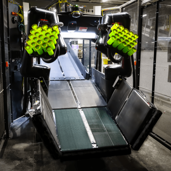 FedEx chooses partnerships over proprietary tech for its automation technique