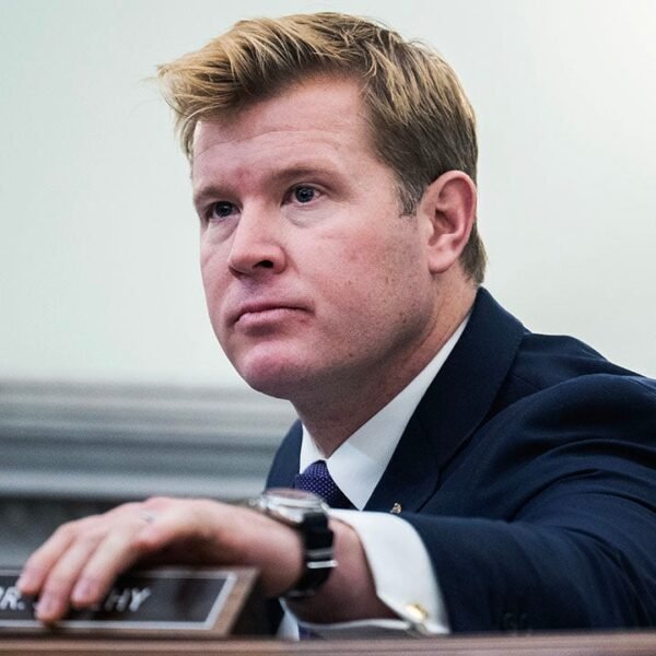 Sen Tim Sheehy makes emergency touchdown in Montana after engine failure