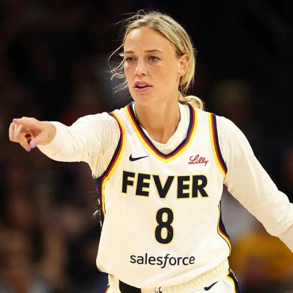 Sophie Cunningham re-signs with Indiana Fever on one-year deal