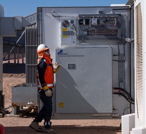 Renewables Are Gaining on Fossil Fuels, IRENA Report Finds