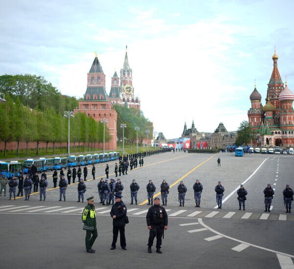 A Less Muscular Victory Day Parade Shows Putin’s Growing Vulnerability