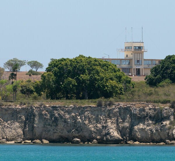 Judge Again Delays Guantánamo’s First Death-Penalty Terror Trial