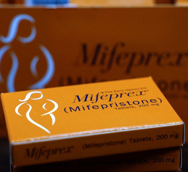 Supreme Court Allows Abortion Pill Access by Mail to Continue