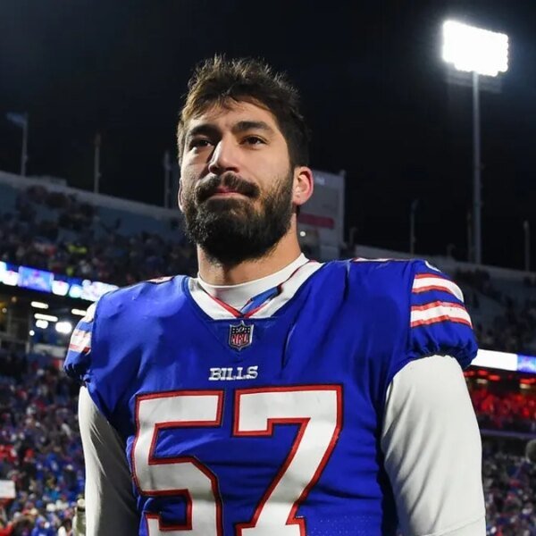 Report: Bears labored out veteran DE A.J. Epenesa