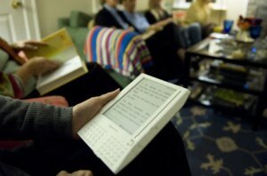 Users flip to jailbreaking their older Kindles as Amazon ends assist