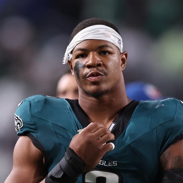 Police: Eagles LB Nolan Smith clocked driving 135 mph