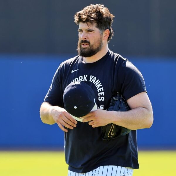 Yankees recall All-Star LHP Carlos Rodon