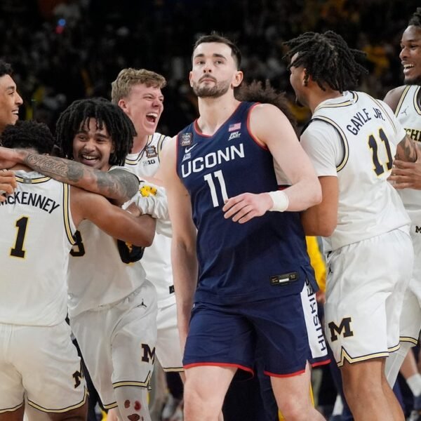 Reports: Michigan, UConn to run again NCAA title recreation in November
