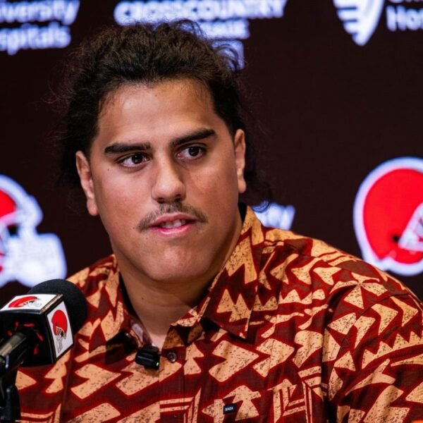 Browns signal 1st-rounder Spencer Fano, 7 different picks