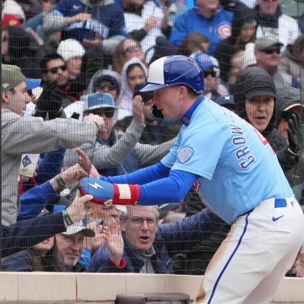 Cubs edge D-backs to tug inside half-game of first