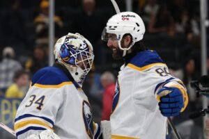 NHL roundup: Sabres win playoff collection for first time in 19 years