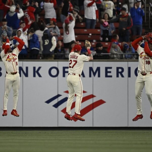 MLB roundup: Cards win sixth straight, prolong Dodgers’ skid to 4