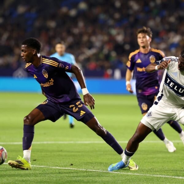 Vancouver’s late equalizer earns draw at LA Galaxy