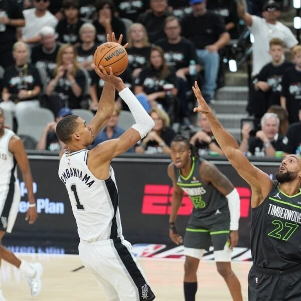 Spurs blow previous Timberwolves, even collection in Game 2