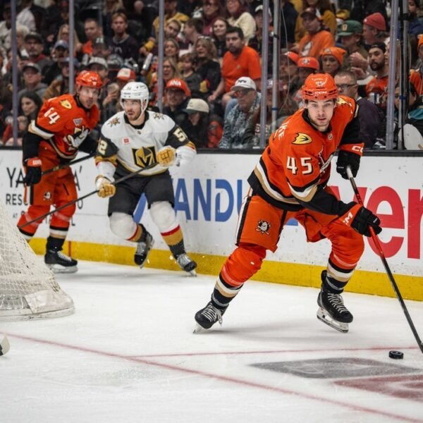 Ducks discover power-play success, edge Knights to even sequence
