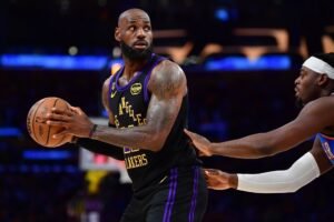 LeBron James: Too quickly to find out future plans