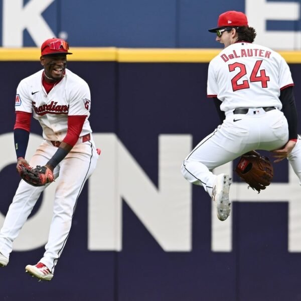 Angel Martinez leads Guardians to comb of Angels