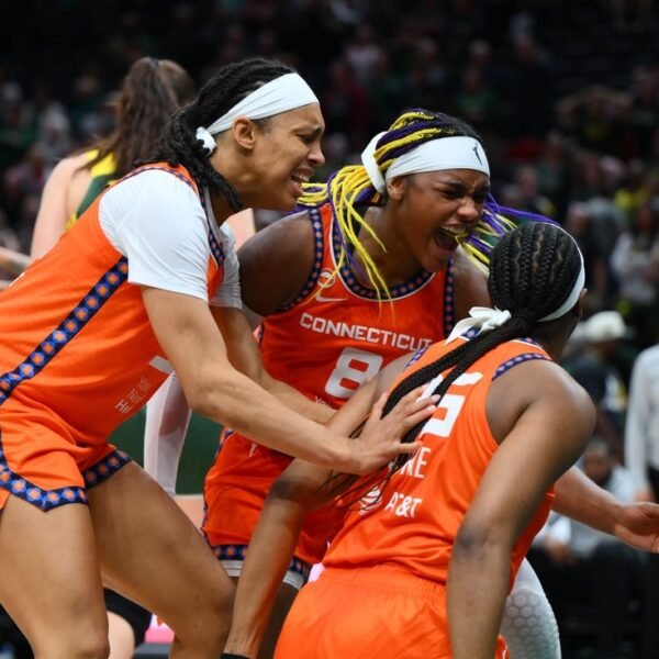 Sun, Storm meet in rubber recreation of season sequence