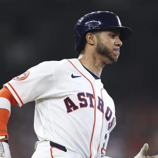 Behind Jeremy Pena, Astros chase collection win vs. Brewers