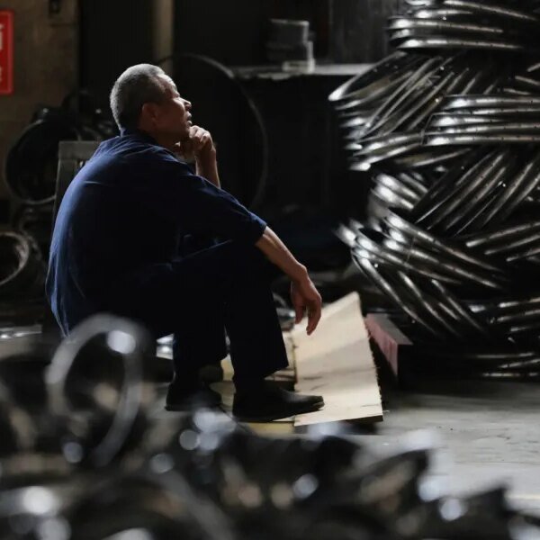 Chinese manufacturing unit exercise flattens as analysts marvel about true injury from…