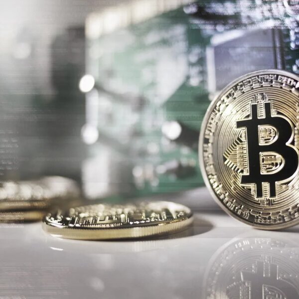 Bitcoin Vs. The S&P: How The Stock Market Predicts The BTC Bottom…