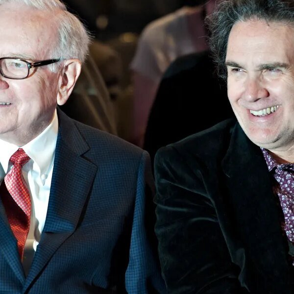 Warren Buffett’s son did not know his dad was a billionaire till…