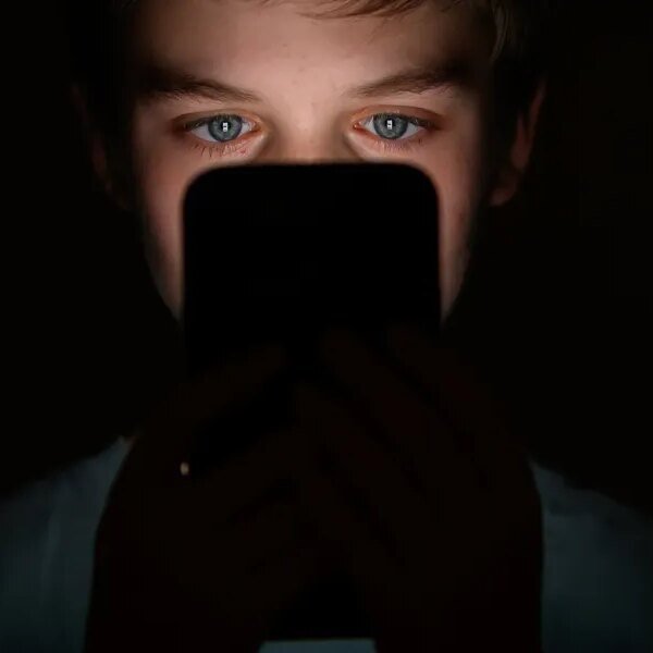 Schools are spending tens of thousands and thousands banning telephones from school…