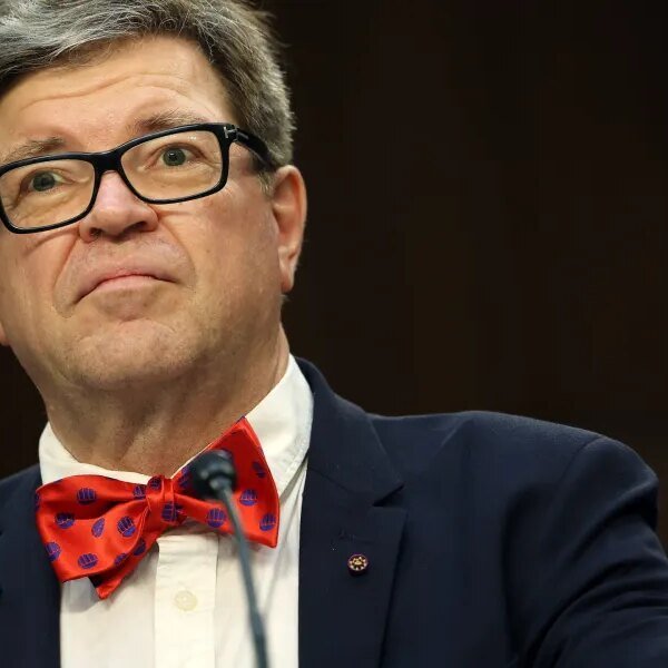 AI ‘godfather’ says CEOs hyping job loss are ‘extraordinarily damaging’—and children are&hellip;
