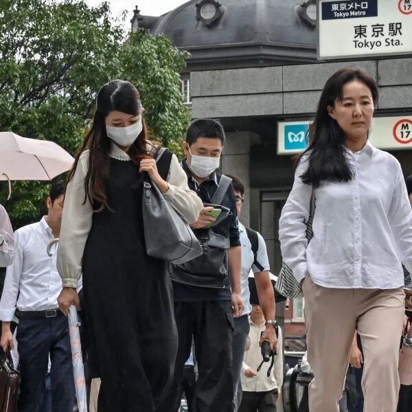 Tokyo is throwing out its strict workplace costume code and asking employees&hellip;