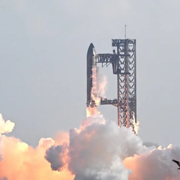 SpaceX heads into IPO with ‘deepest moat that exists’ as traders vow…
