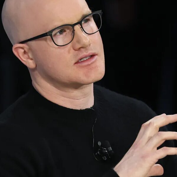 Coinbase CEO changing ‘pure managers’ with ‘player-coaches’ is signal org chart is&hellip;