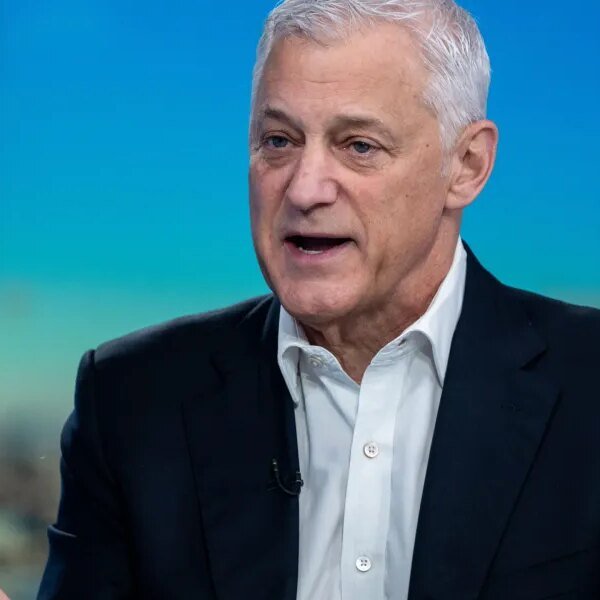 CEOs are falling into the identical psychological traps as they botch AI…