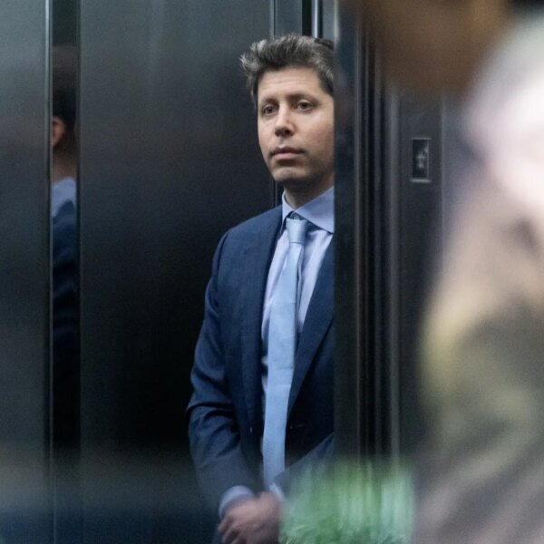Musk mulled handing OpenAI to his kids, Altman testifies