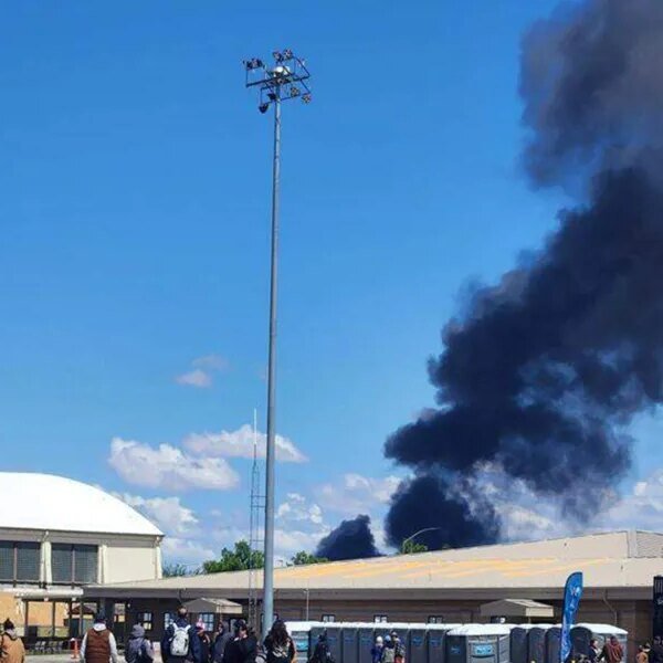 Four crew members ejected safely after two Navy jets collide and crash…