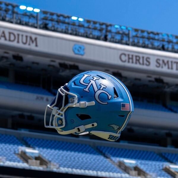 North Carolina Tar Heels To Wear 1980 Throwback Football Uniforms This Fall