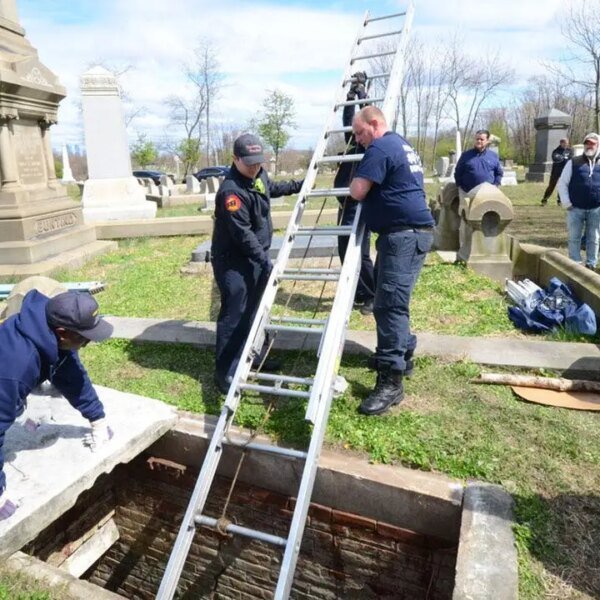 Body present in sealed Mount Moriah Cemetery crypt in Warlocks homicide case