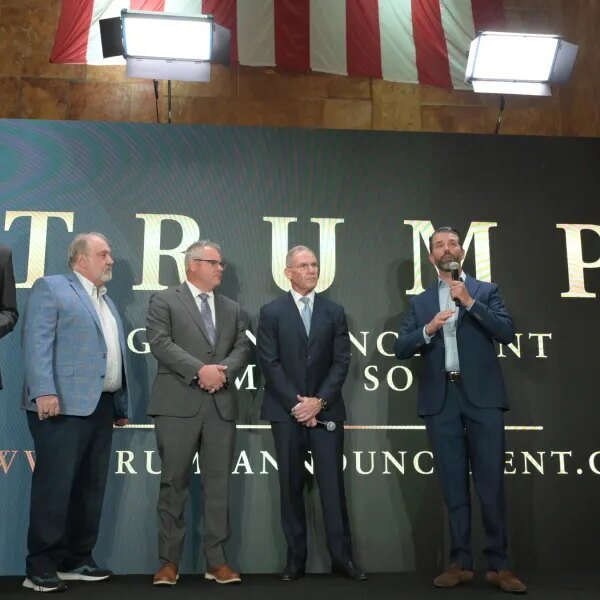 Trump Mobile’s CEO says gold-plated Trump cellphone will start delivery to patrons&hellip;