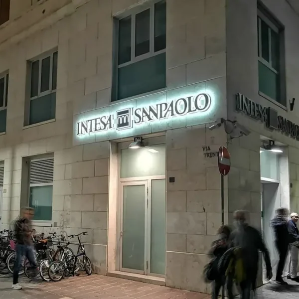 Crypto Confidence Surges As Italy’s Largest Bank Doubles Holdings In Q1