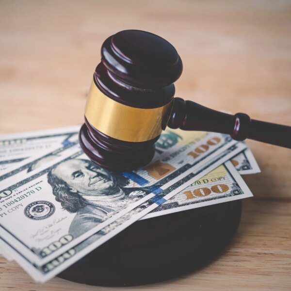 Law Firm Behind FTX Legal Work Now Facing $525M Suit