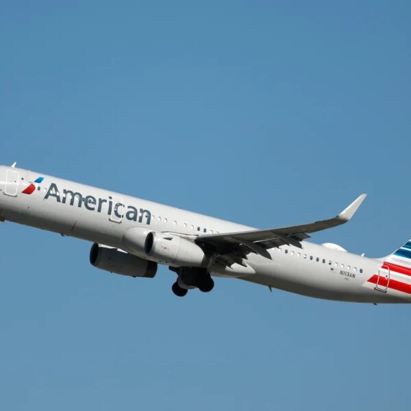 SpaceX’s Starlink nabs American Airlines contract, one other win for its IPO